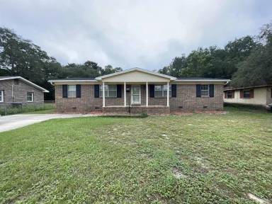 Main picture of 363 Illinois Ave