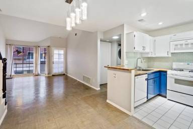 Main picture of 12680 Briarglen Loop