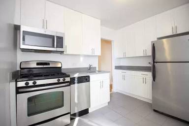 Main picture of 2750 Homecrest Ave Apartments