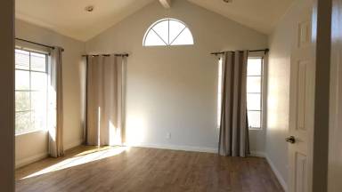 Main picture of 207 S McCarron St