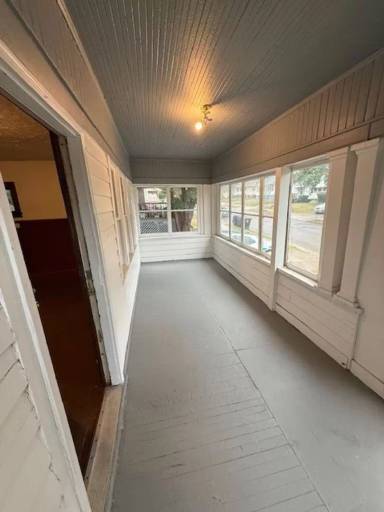 Main picture of 889 Fess Ave