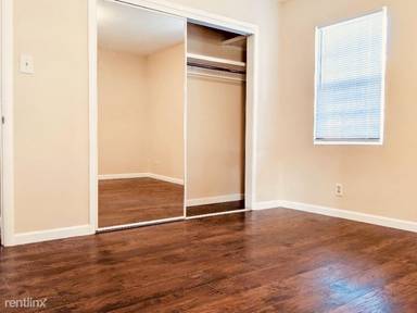 Main picture of 2732 Mesilla St NE