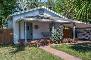 Main picture of 1004 E Louisiana Ave