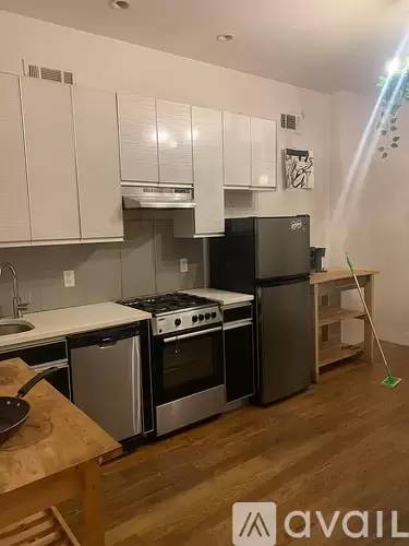 Main picture of 360 Palmetto St