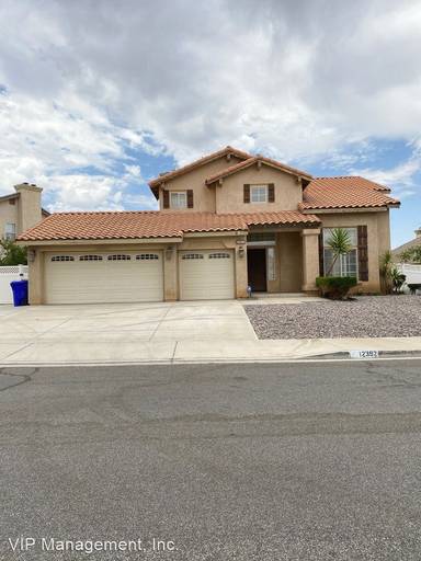 Main picture of 12392 Ravenna Ln
