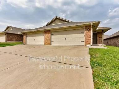 Main picture of 4309 Edinburg Way