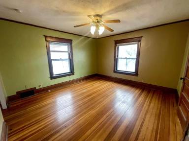 Main picture of 1236 C St
