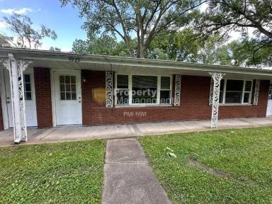 Main picture of 5925 Jefferson St