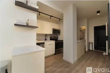 Main picture of 21 E Chestnut