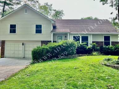 Main picture of 9832 Walmer St