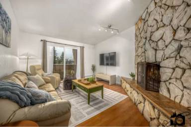 Main picture of 4401 Reka Dr