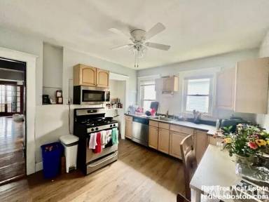 Main picture of 72 Nonantum St