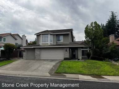 Main picture of 123 Yankton St