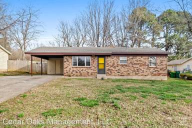 Main picture of 2304 Dogwood Pl