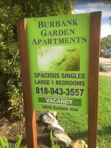 Main picture of 18545 Burbank Blvd
