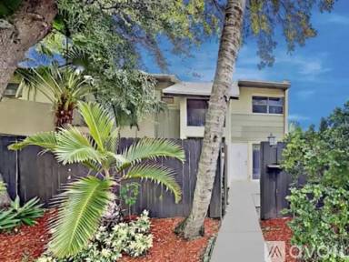 Main picture of 6717 SW 112th Ct