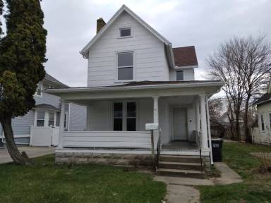 Main picture of 4138 Lewis Ave