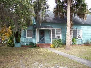 Main picture of 914 Lilly St