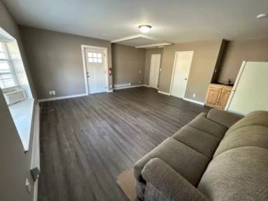 Main picture of 7027 Tolmie Dr NE