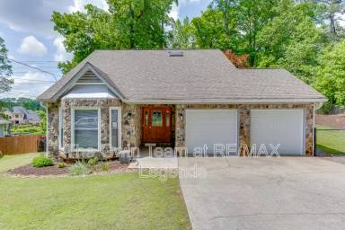 Main picture of 1813 Rambling Woods Dr