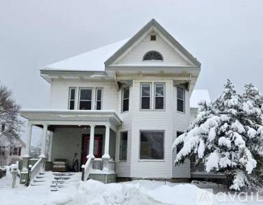 Main picture of 91 N Main St