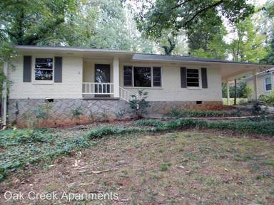 Main picture of 680 Farrar Ct