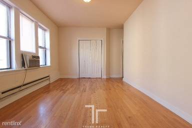 Main picture of 3720 1/2 N Pine Grove Ave