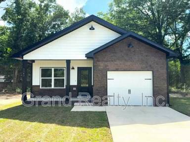 Main picture of 5141 W Spencer Field Rd