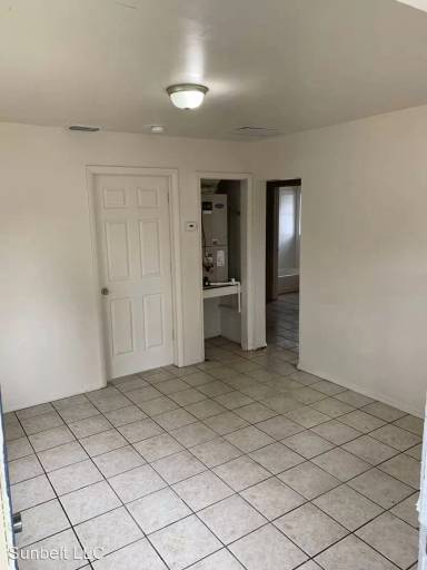 Main picture of 311 E Magnolia St