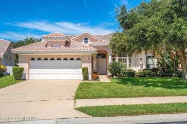 Main picture of 578 Renaissance Ave