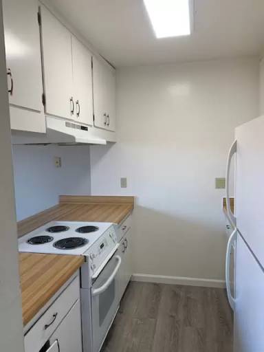 Main picture of 1740 Detroit Ave