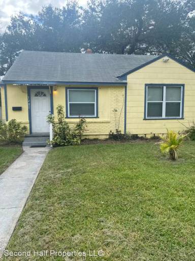 Main picture of 720 16th Ave S