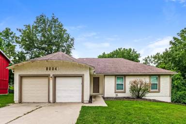 Main picture of 9004 Arlington Ct