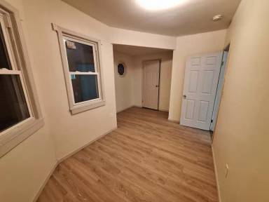 Main picture of 83 Franklin St