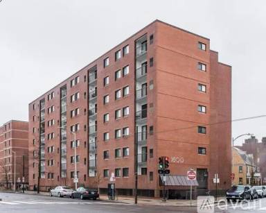 Main picture of 1600 Massachusetts Ave