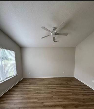 Main picture of 702 Patriot Ln