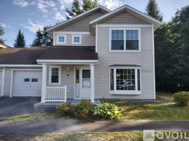 Main picture of 18 Chickadee Cir
