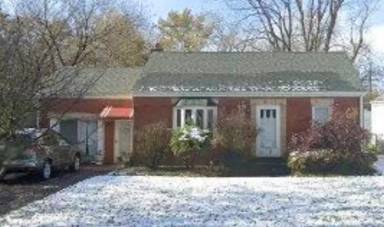 Main picture of 15708 Whipple Ave
