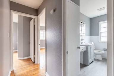 Main picture of 5250 Camden Rd