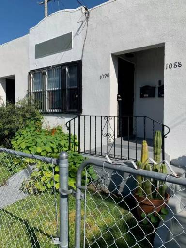 Main picture of 1088-1092 28th St