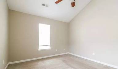 Main picture of 2928 Dandridge Dr