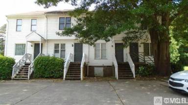 Main picture of 4308 Bayliner Dr