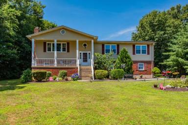 Main picture of 236 Concord Dr