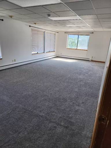 Main picture of 1011 River Dr