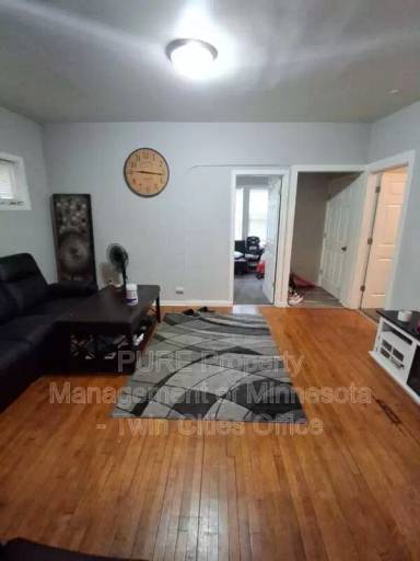 Main picture of 722 Russell Ave N