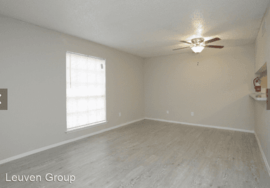 Main picture of Woodbury Place Apartments