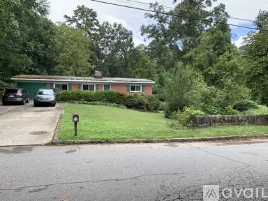 Main picture of 454 Superior Ave
