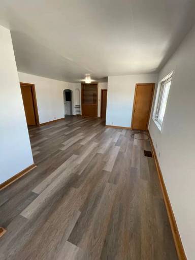 Main picture of 3738 W 12th St