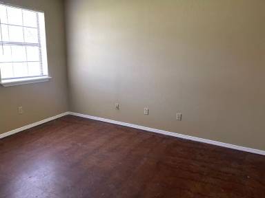 Main picture of 685 Jill Ln