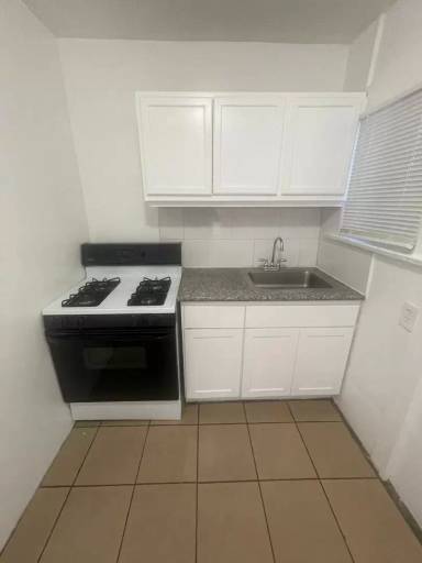 Main picture of 1473-1485 Peterson Ave